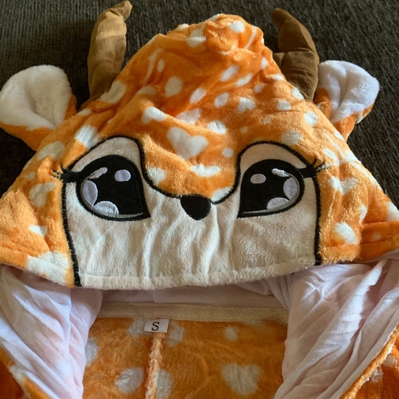 Cute Deer Onesie Costume - Picture 4 of 8